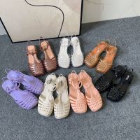 ○✓♈ [พร้อมส่ง] ใหม่ Melissa- รองเท้าแตะลําลอง ส้นแบน หัวเหลี่ยม แต่งรูกลวง เหมาะกับเดินชายหาด แฟชั่นฤดูร้อน สไตล์โรมัน 2023