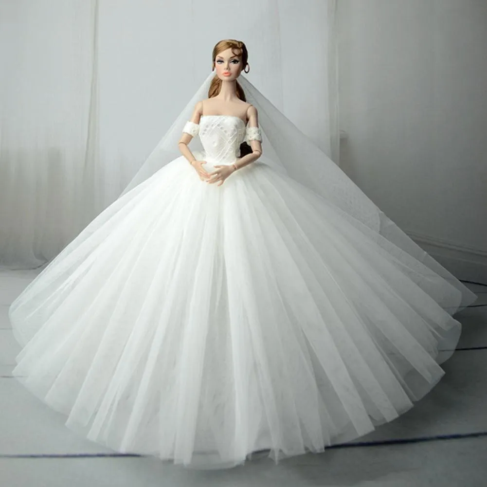 Loạt váy cưới nghìn đô Minh Hằng đầu tư trong đám cưới bạc tỷ