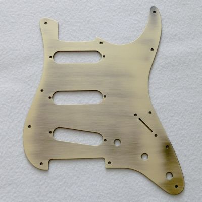 Donlis บรอนซ์อะลูมิเนียม ST Pickguard กีตาร์ Shield SSS กีตาร์โลหะ Scratchplate 11การติดตั้งอุปกรณ์กีตาร์รู Guitarra