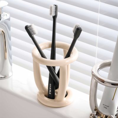 ที่ใส่แปรงสีฟันที่สร้างสรรค์สไตล์นอร์ดิกชั้นเก็บเซรามิก Kuas Rias ที่ใส่ดินสอเครื่องสำอางอุปกรณ์ตกแต่งบ้านห้องน้ำ