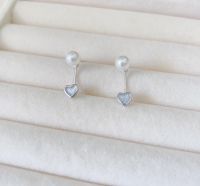 pearl and heart 925 sterling silver earrings ต่างหูมุก แป้นหลังเป็นก้านยาวหัวใจโค้งกลับมาพอดีกับติ่งหู