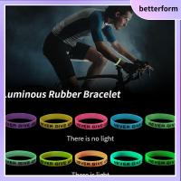 BETTERFORM สร้างแรงบันดาลใจ สายรัดข้อมือซิลิโคน มิตรภาพ กำไลข้อมือกีฬา ไม่เคยยอมแพ้ ผู้ชายผู้หญิง สร้อยข้อมือยางเรืองแสง