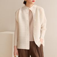 2023 Hot Miyake style pleated shirt for women summer new style versatile single-breasted solid color pleated long-sleeved cardigan short jacket