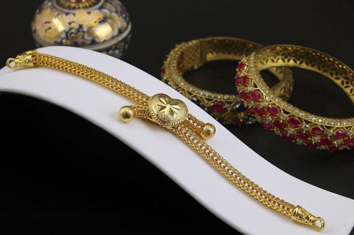 apata-jewelry-สร้อยข้อมือลายสี่เสา-2-บาท-สร้อยข้อมือผู้หญิง-สร้อยข้อมือชุบทองแท้-เศษทองแท้96-5-สวยเหมือนแท้-บล็อคเยาวราช-ไม่ลอกไม่ดำ-สวย