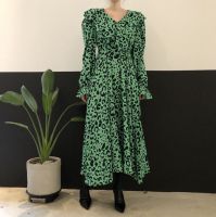 French V-neck Elegant Floral Long Dress Womens 2022 Spring New Green Puff Sleeves Jumpsuit Leopard Print Dress