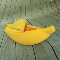 For Dog Bed Cats Litter Box Accessories Supplies Plush House Cartoon Banana-Shaped Chats Nest Keeps Warm Breathable Kennel