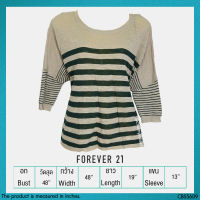 USED Forever 21 - Cream Striped Batwing Top | เสื้อแขนสั้นสีครีม สีเขียว เสื้อปีกค้างคาว ไหมพรม ลายทาง สายฝอ แท้ มือสอง