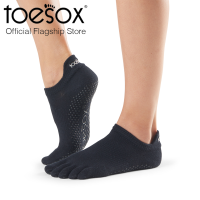 ToeSox โทซอคส์ ถุงเท้ากันลื่นแยกนิ้วโลวไรซ์ รุ่น Low Rise ปิดนิ้วเท้า แบบสีพื้น ชุดที่ 1