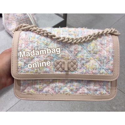 Charles Keith Micaela Quilted Liner Chain Bag กระเป๋าสะพายข้าง