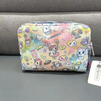 Lesportsac 2023 สินค้าใหม่กระเป๋าผู้หญิงกระเป๋าเครื่องสำอางขนาดใหญ่กระเป๋าใส่ขนมตุ๊กตาแบรนด์ร่วมกระเป๋าใส่อุปกรณ์อาบน้ำนักเรียนกระเป๋าสี่เหลี่ยม7121