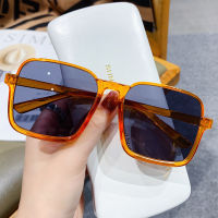 new Classic Vintage Square Sunglasses Women Oversized Sunglasses Women Men Retro Black Luxury Sun Glasses Goggle Oculos UV400