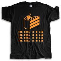 ใหม่ เสื้อยืดแขนสั้น คอกลม พิมพ์ลาย Portal 2 The Cake Is A Lie สีดํา ผ้าหนานุ่ม ไม่หดไม่ย้วย แฟชั่นสําหรับผู้ชาย และผู้หญิง