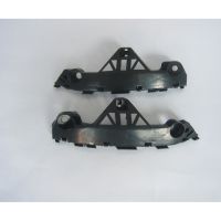 M4-50-0T1 M4-50-0U1อุปกรณ์เสริมรถยนต์ตัวยึดกันชนหน้าสำหรับ Mazda 3 2008-2012 BL