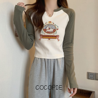 Cocopie เสื้อครอป เสื้อยืด ชุดเซ็ทผู้หญิง น่ารัก สไตล์ ชิค นุ่มนวล WTX23A0SMO 43Z231025