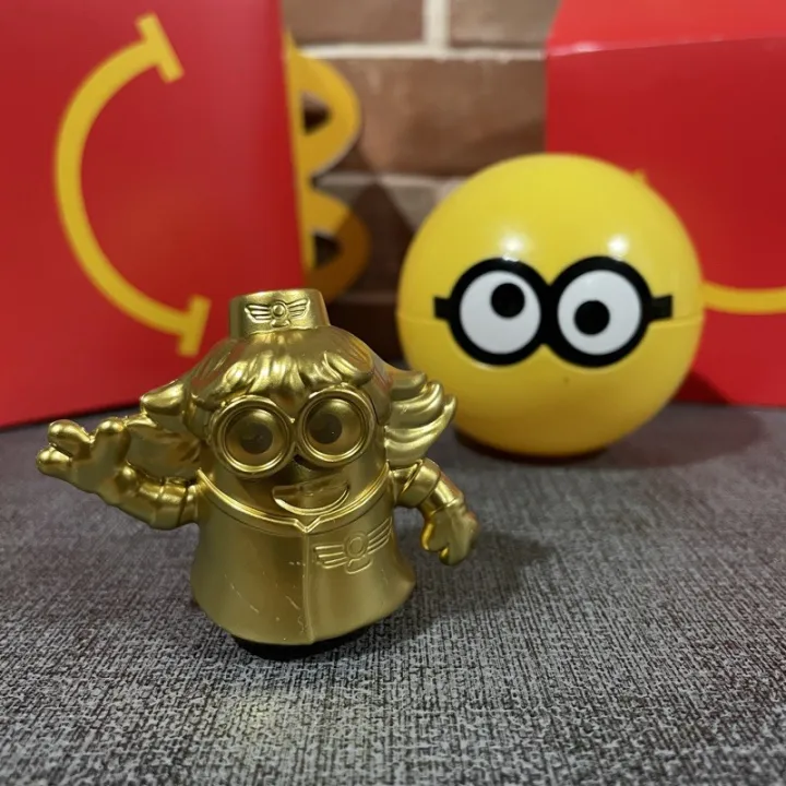 (GOLD MINIONS) Happy Meal Minions Mcdonalds Toys “Wave 2” (CAKE TOPPERS