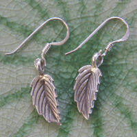 Thai nice leaf Karen hill tribe design earrings sterling  silver beautiful gift ใบไม้น่ารักไทยสวยงามลวดลายไทยเท่ตำหูเงินสเตอรลิงซิลเวอรใช้สวยของฝากที่มีคุณค่า ฺ