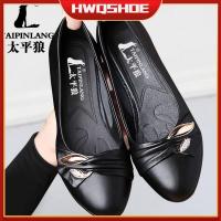 CODxdrrf5157 【HWQSHOE】Womens Casual Flat Shoes [Delivery Within 48 Hours] Shoes Women Clearance Soft Leather Mothers Spring Autumn Shallow Mouth Work Single Middle kasut bertutup wanita