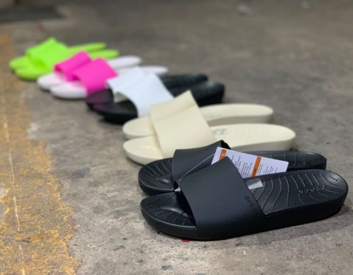 องเท้าแตะผู้หญิง-crocs-slide-รองเท้าผู้หญิง-รองเท้าเบานิ่มใส่สบาย-สินค้าพร้อมจัดส่งจากไทย