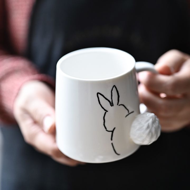 high-end-cups-สไตล์ญี่ปุ่นสร้างสรรค์ลูกแมวสามมิติบรรเทาหางแก้วเซรามิกกระต่ายถ้วยกาแฟอาหารเช้าถ้วยนมของขวัญปีใหม่