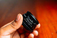 (For Nikon1 Mirrorless)เลนส์มือหมุน ละลายหลัง รูรับแสงกว้าง 25mm F1.8