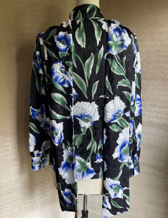 tawn-c-floral-print-crepe-in-s-blouse-เสื้อเบลาส์คอผูกโบว์พิมพ์ลายดอกไม้