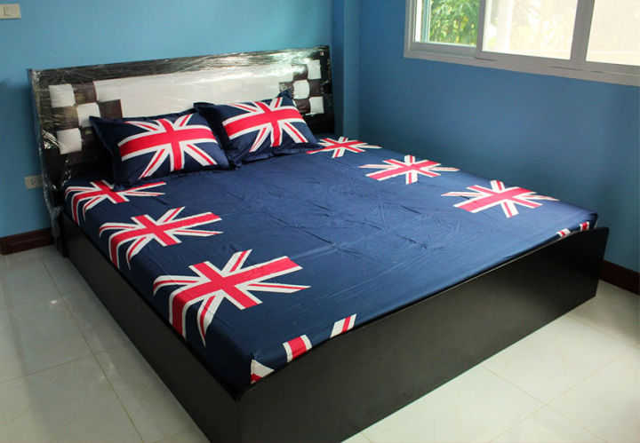nongnamfon-00119-ผ้าปูที่นอน-ขนาด-6-ฟุต-สีน้ำเงิน-ลวดลาย-ธงชาติ-แนววินเทจ