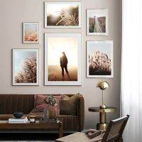 Nordic Reed ผู้หญิงไม้สะพาน Sunset Landscape Wall Art ภาพวาดผ้าใบ-คุณภาพสูงโปสเตอร์และพิมพ์สำหรับตกแต่งห้องนั่งเล่น