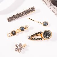 5pcs Fashion Gray Rhinestone Hair Clip Glittering Hairpin for Makeup Washing Face Bangs