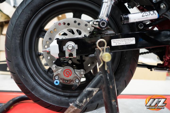 ขาจับปั้มหลังผีเสื้อ-ปั้มbrembo-ปักข้าง-2p-metel-zone-st-125dax-ยึดล่าง