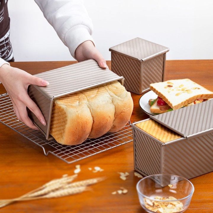 พิมพ์อบขนมปังปอนด์-พิมพ์อบขนมปัง-ฝาปิด-รุ่นหนาอย่างดี-สีทองเคลือบ-non-stick-มีให้เลือกหลายขนาด