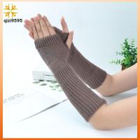 QIZI9595 ถักนิตติ้ง ถุงมือไร้นิ้ว ที่อุ่นแขน สีบริสุทธิ์ ถุงมือข้อมือยาว กลางแจ้งที่อบอุ่น ครึ่งนิ้ว แขนเสื้อปลอม สาวๆ