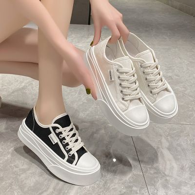 Thick soled low top canvas shoes for womens 2023 new autumn sports and leisure shoes with increased lace up and soft soles, small white shoe board shoes