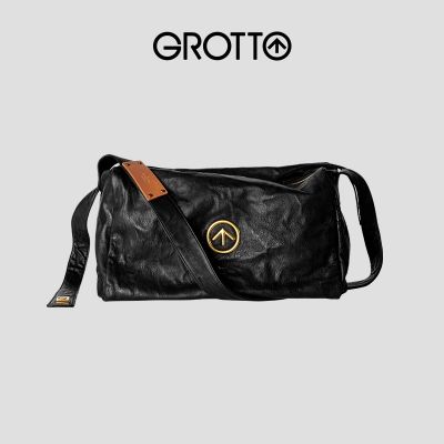 MLBˉ Official NY GROTTO a sexless black stone bag imported from Italy wrinkled leather large-capacity shoulder Messenger bag