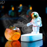 Glowing Astronaut Cocktail Glasses Personalized Bar Decor Luminous Mixed Wine Cup Molecular Smoking Special Martini glass