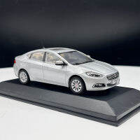 Die-Casting 1:43 Scale Fiat Viaggio รถโลหะผสมรุ่นงานอดิเรกเทศกาลของขวัญ Static ตกแต่งของที่ระลึกคอลเลกชัน Display