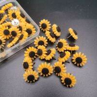 Thumbtack Sunflower Shape Push Pins Thumb Tacks for Notice Board Cork Board Paper Photo Wall Studs Pins Sationery Office Supplie Clips Pins Tacks