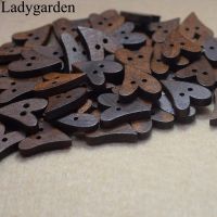 50PCS Heart Shape Brown Wood Buttons Wooden Sewing Button Craft Scrapbooking 2 Holes Sewing Accessories Cartoon Wooden Buttons Haberdashery