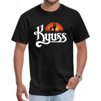 Kyuss Band ขายดีเสื้อยืดแขนสั้นคอกลมแขนลำลองขาสั้นเสื้อยืดลำลองพิมพ์ลายแฟชั่นผ้าฝ้าย100% ฤดูร้อนคอกลมใหม่ขายส่งราคาถูกตลก