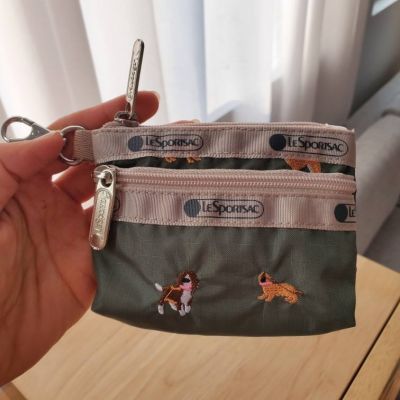 FM Lesportsac ใหม่เย็บปักถักร้อย MINI Hook กระเป๋าลิปสติกกระเป๋าการ์ตูนกระเป๋าใบรับรองกระเป๋าเหรียญกระเป๋าหูฟัง 3394