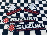 สติ๊กเกอร์ Suzuki Sticker สีแดง สติกเกอร์ ซูซูกิ แต่งรถ ติดรถ โลโก้ Logo 3D ปั๊มนูน ติดข้างรถ รถยนต์ มอเตอร์ไซค์ บิ๊กไบค์ รถแข่ง รถซิ่ง [4 ชิ้น]