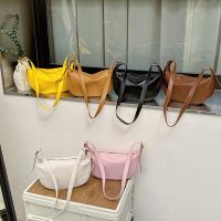 สายคล้องกระเป๋าทรงเกี๊ยวขนาดเล็กน้ำหนักเบากระเป๋า Crossbody สีทึบท่าเรือผู้หญิงหญิงสาวกระเป๋าแบบหนีบแขนน้ำหนักเบา