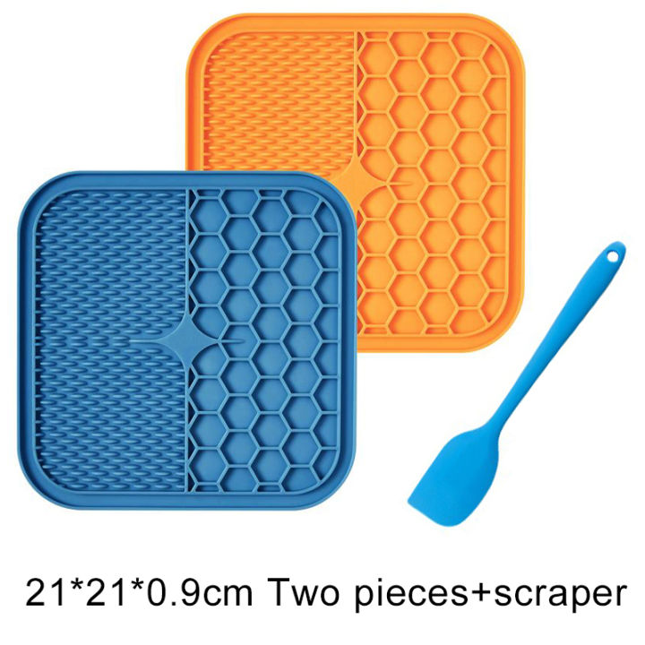 lick-pad-for-dog-cat-slower-feeder-licky-mat-for-puppy-kitten-silicone-dispenser-feeding-licking-mat-bathing-distraction-pad