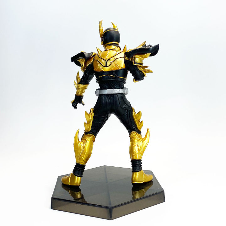 banpresto-dxf-kamen-rider-kuuga-ultimate-masked-rider-มดแดง-มาสค์ไรเดอร์-คูกะ-มือ2