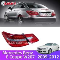 For Mercedes Benz W207 Coupe tail lamp Benz E W207 two doors 2009-2012 E200 E260 Coupe เสื้อ​ไฟท้าย ไฟท้าย​แต่ง ไฟท้ายไฟเบรค​ ไฟเลี้ยว Taillamp Taillight ไฟท้าย​ พร้อมทับทิม ไฟท้ายกันชนหลังสําหรับ​ ทับทิมในฝาท้ายไฟท้าย ไฟเบรก ไฟสัญญาณเตือน