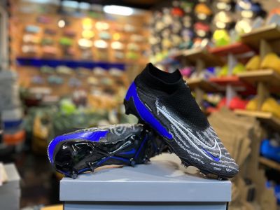 【Special Deals】รองเท้าฟุตบอล-Phantom GX Elite FG รองเท้าสตั๊ด สตั๊ดฟุตบอล รองเท้าฟุตซอล Football Boots-Free Football 100% Authentic