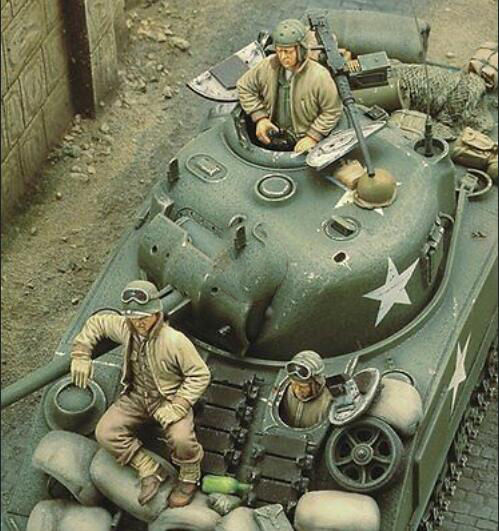 Unassambled 135 US Sherman Crew (NO CAR just have 3 man ) Resin figure miniature model kits Unpainted