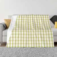 （Contact customer service for customizable blankets）Fern plant green mini plaid blanket breathable soft flannel printed geometric plaid blanket bedroom sofa(Coral plush blankets in stock)