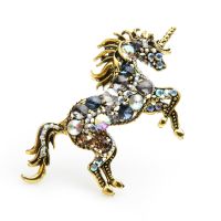 Wuli amp;baby Rhinestone Unicorn Brooches Women Alloy Horse Animal Weddings Banquet Brooches New Year 39;s Gifts