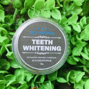 Bột Tẩy Trắng Răng Teeth Whitening Than Tre Hoạt Tính Hộp 30g