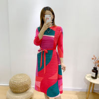 Pleated 2021 New Womens Fall Plus Size Loose Tummy Hiding Slimming Dress Plump Girls Temperament Youthful-Looking Dress